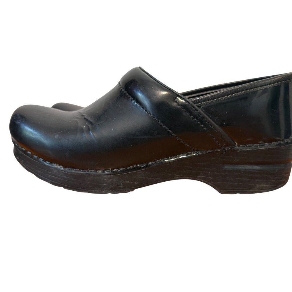 Dansko Womens Black Professional Clogs Size 39
